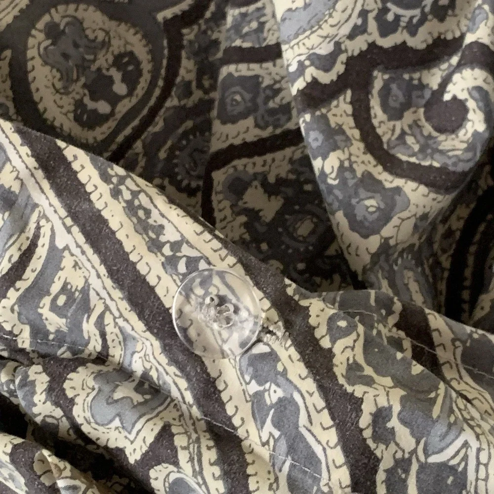 Pottery Barn Beale Paisley Duvet Cover And Two Shams